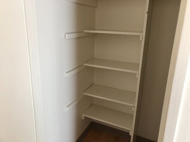 Building Photo - 13437 SE Stark St