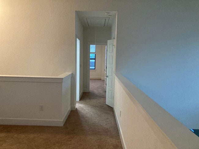 Building Photo - 12410 Maypole Bend