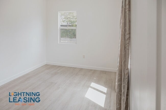 Building Photo - 1673 West Blvd