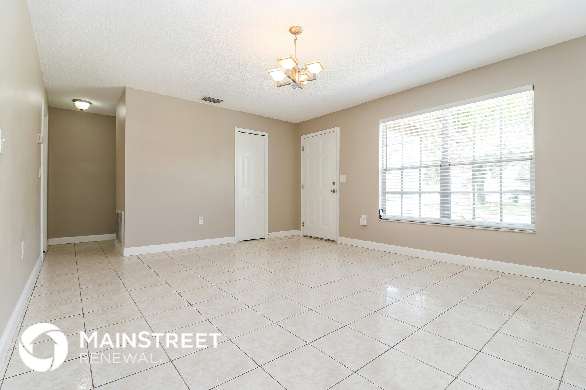 Building Photo - 3707 Mexicali St