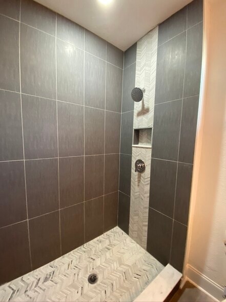 Master Shower - 1611 E 18th Ave