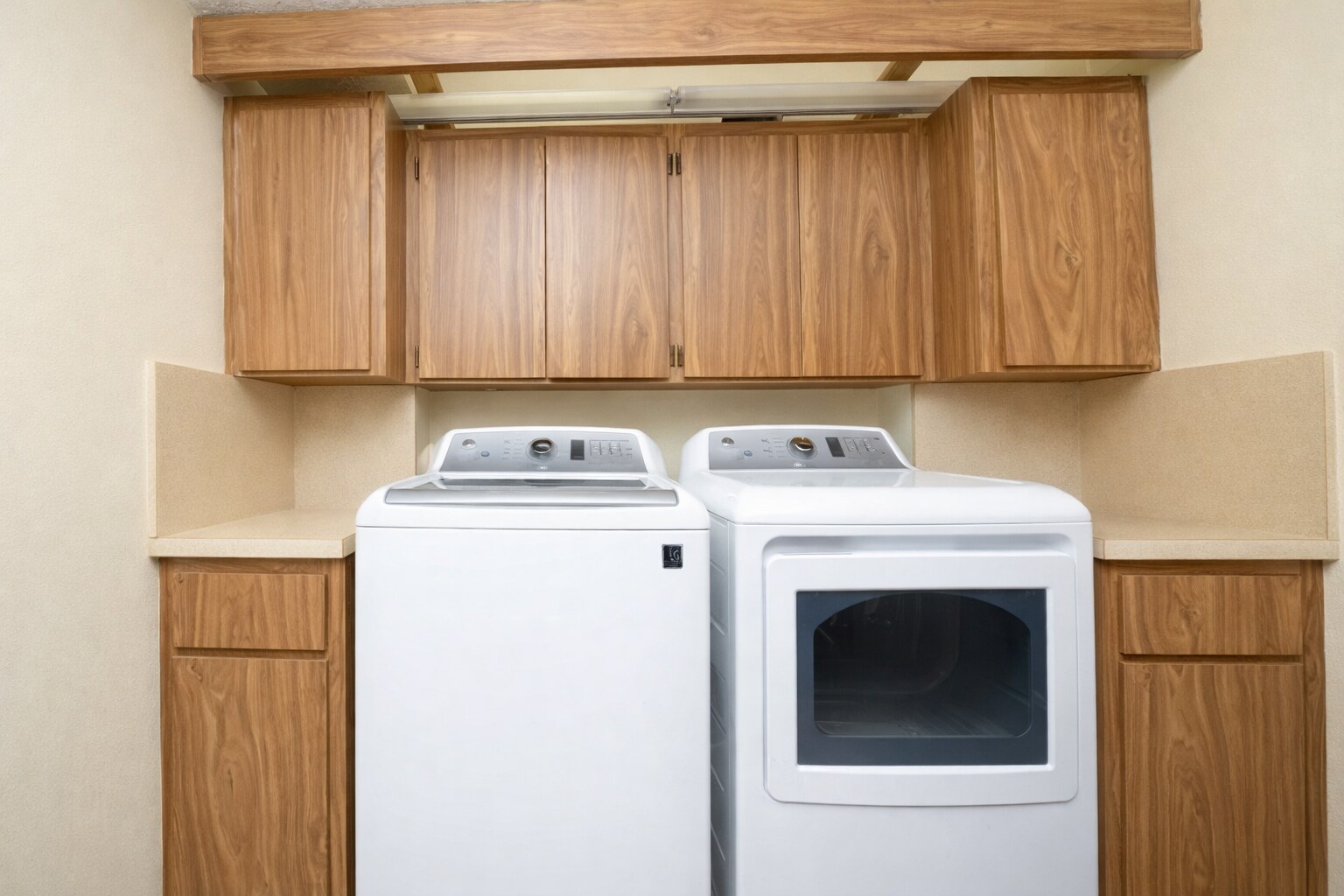 Building Photo - 3515 Village Blvd