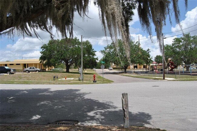 Building Photo - 203 W Wall St