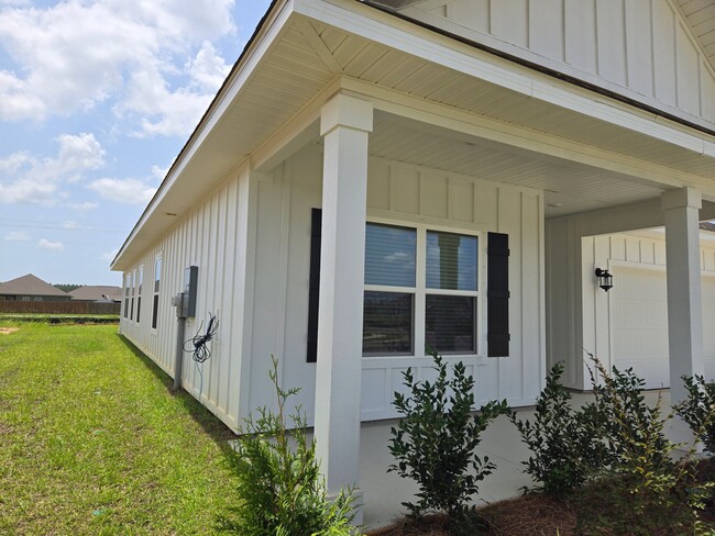 Building Photo - 19427 Ghost Horse Dr