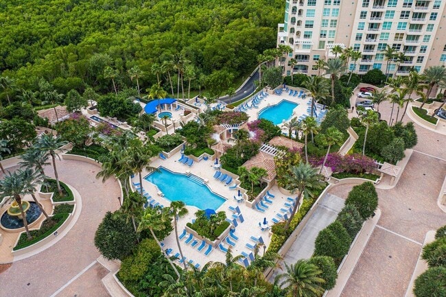 Building Photo - 3720 S Ocean Blvd