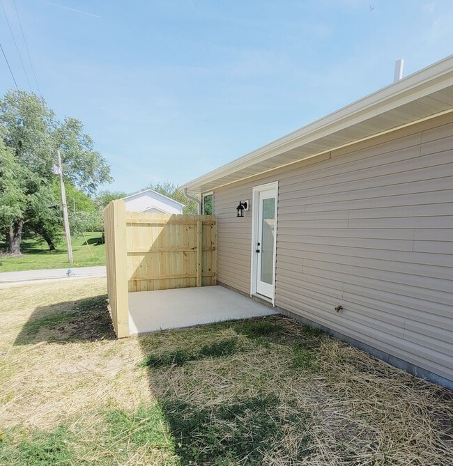 Building Photo - 4604 Alan Ln