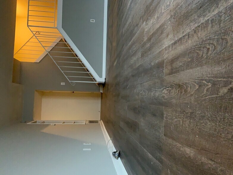 Building Photo - 6033 Wingedfoot Ct