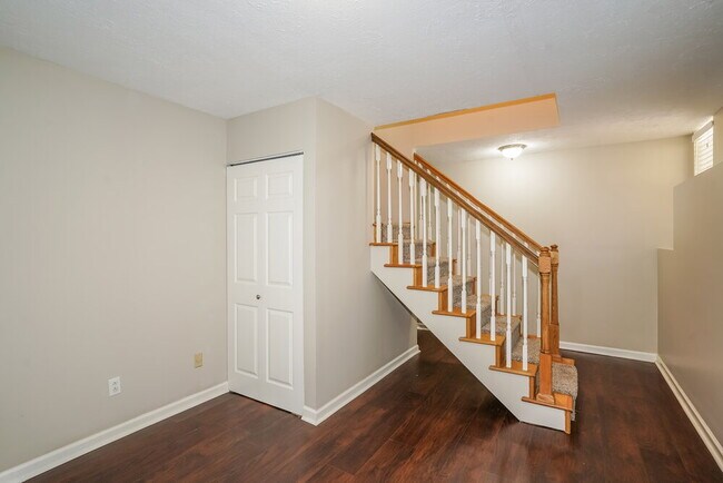 Building Photo - 3209 Dockside Dr