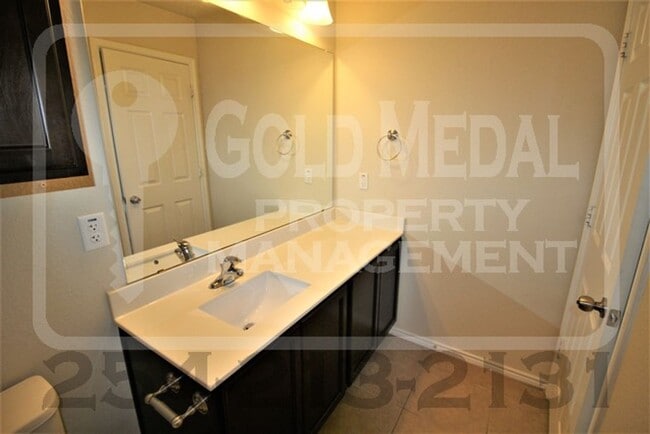 Building Photo - 6409 Cool Creek Dr