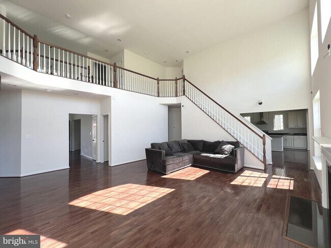 Building Photo - 11705 Hopyard Drive