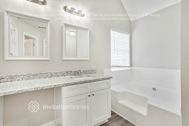 Building Photo - 2095 Pintail Dr