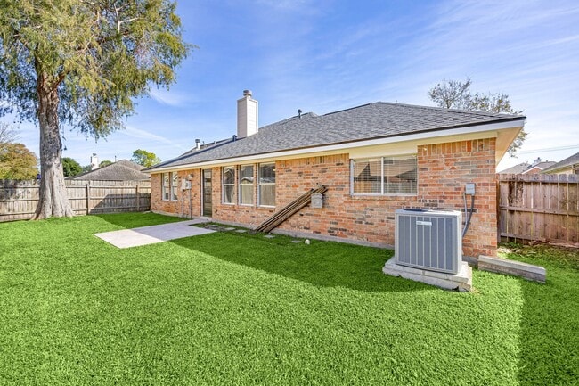 Building Photo - 4754 Widerop Ln