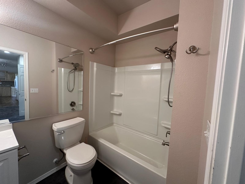 Building Photo - 22855 E Country Vista Dr