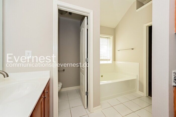 Building Photo - 231 Gilliam Ct