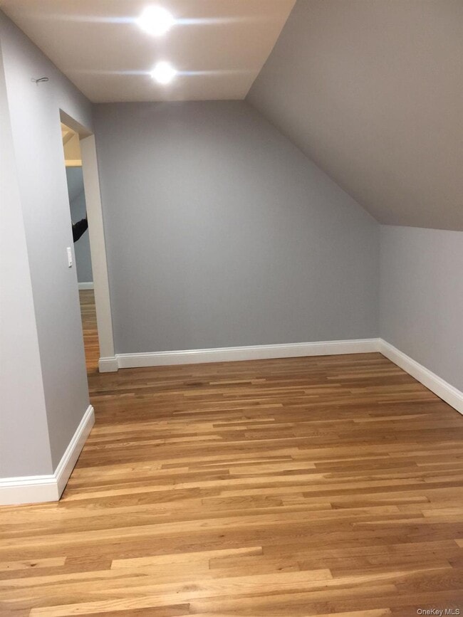 Building Photo - 32 Waterview Pl
