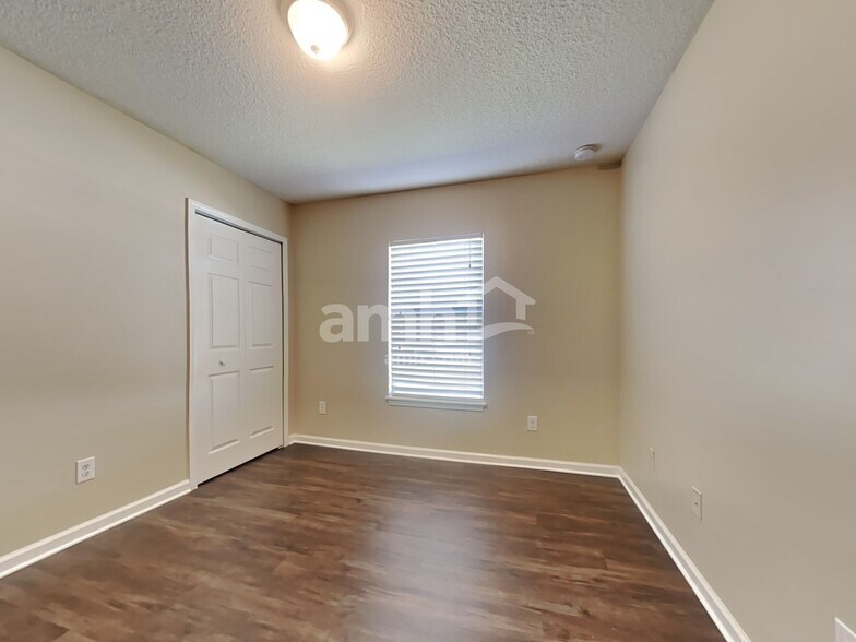 Building Photo - 6126 Sage Willow Way