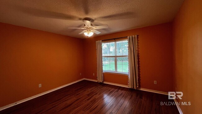 Building Photo - 126 Destrehan Rd