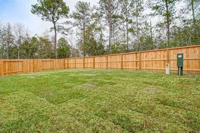 Building Photo - 332 N Spotted Fern Dr