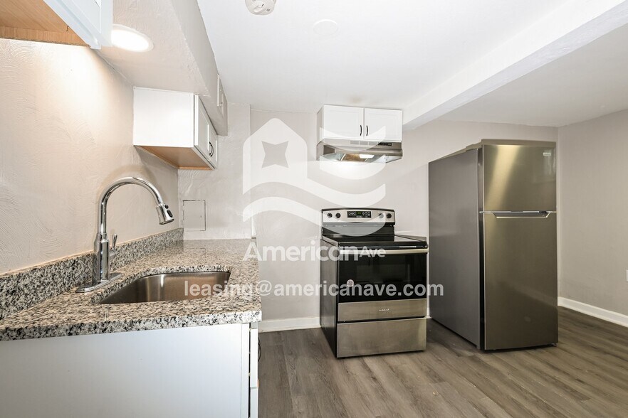 Building Photo - 307 Lafferty St