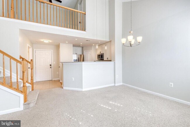 Building Photo - 400 Symphony Cir