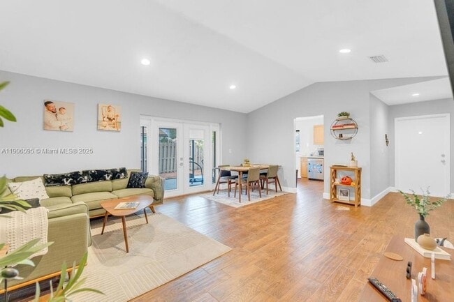 Building Photo - 1499 Yellowthroat St