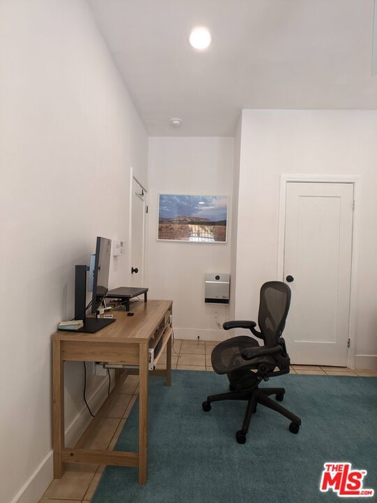 Building Photo - 246 Columbia Pl