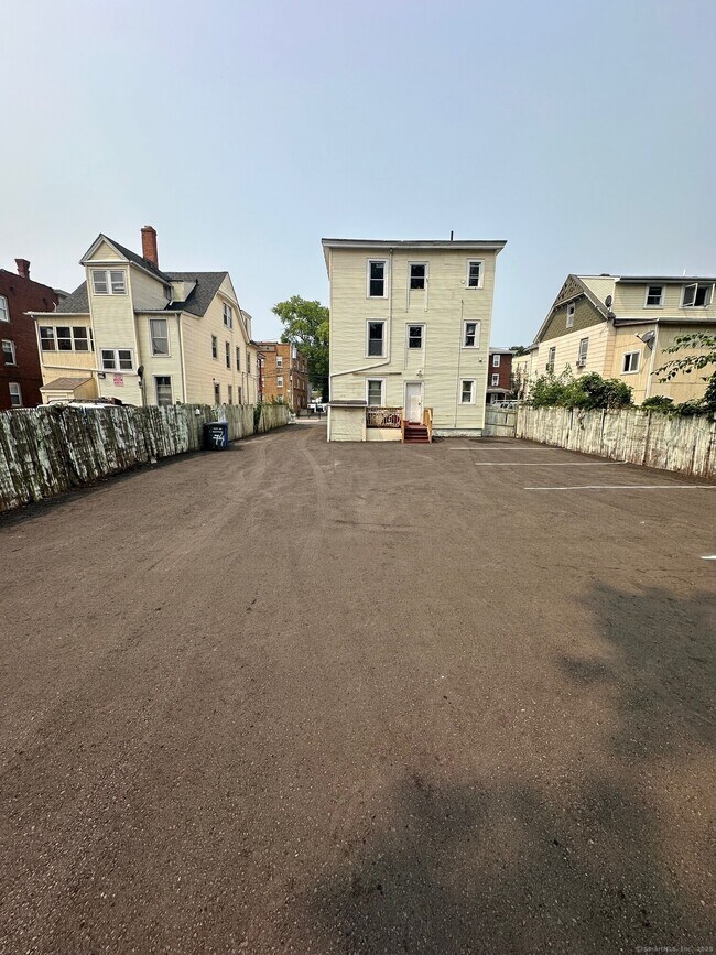 Building Photo - 74 Madison Ave