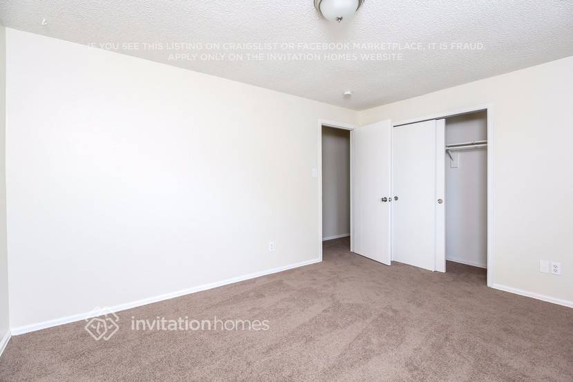 Building Photo - 10970 Newland St