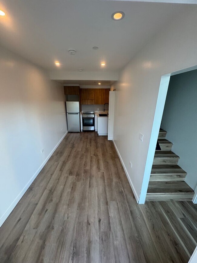 Building Photo - ONE MONTH FREE!! BRAND NEW CONSTRUCTION!! ...