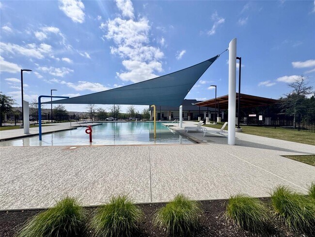 Building Photo - 2213 Nightjar Song Dr