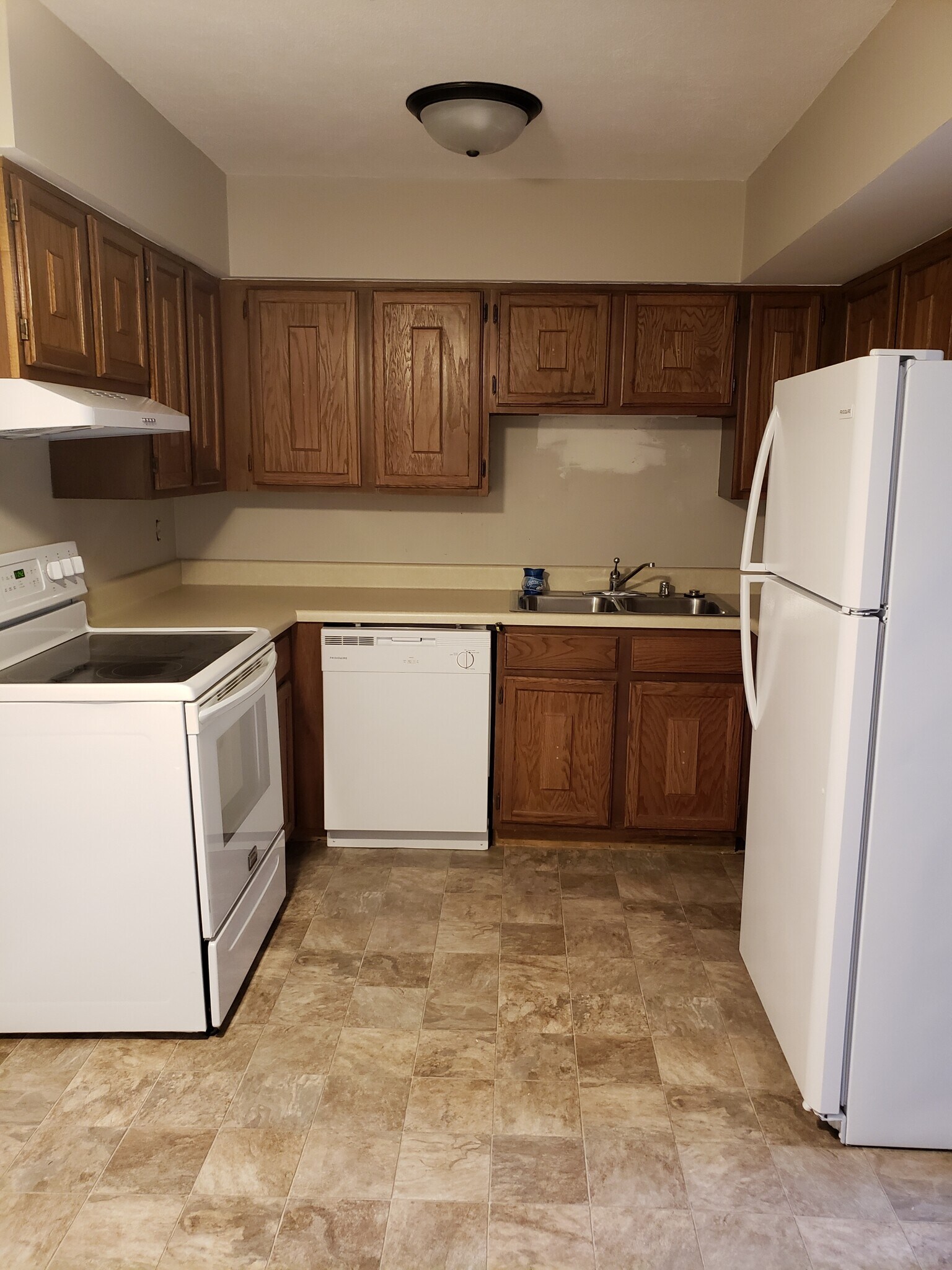 Building Photo - 2501 26th Avenue Ct