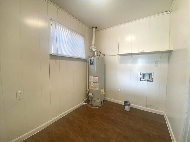 Building Photo - 602 Hammack Dr