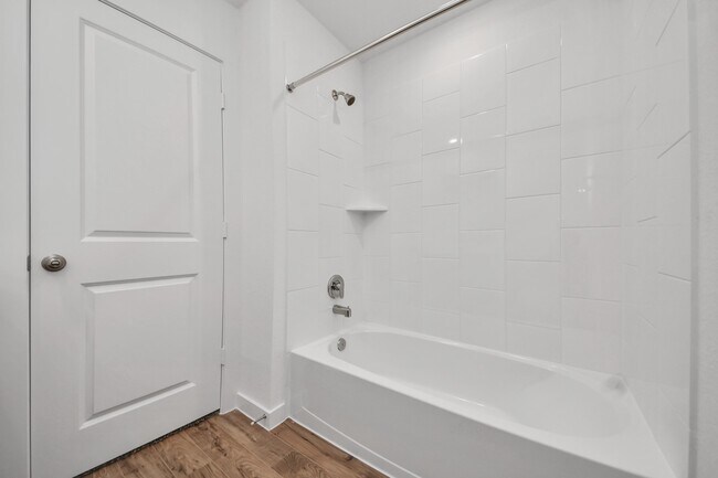 Building Photo - 2138 Olivos St