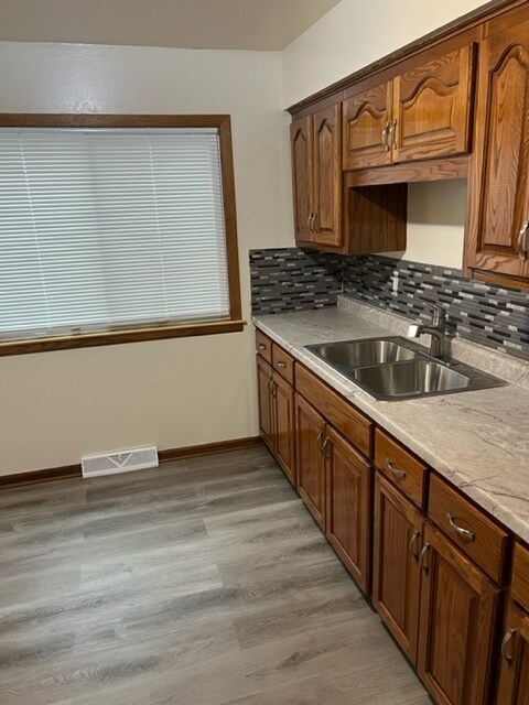 Building Photo - 4415 S 5th Plz