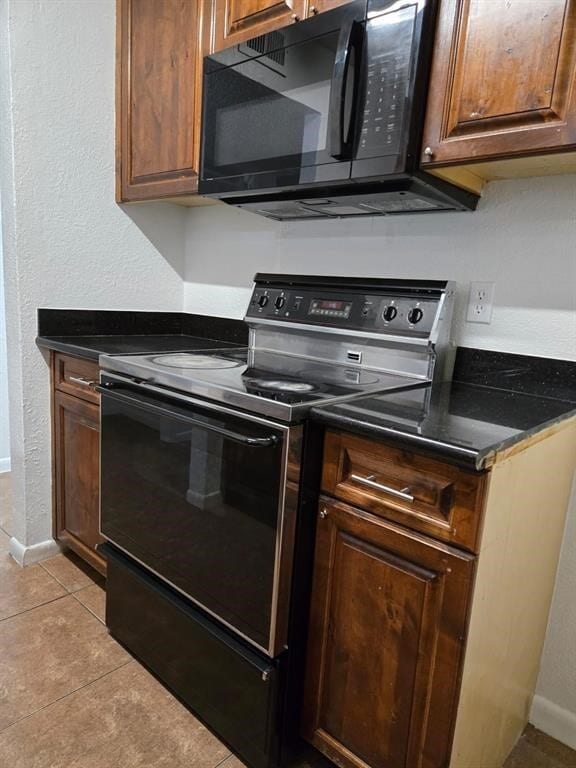 Building Photo - 10110 Forum W Dr