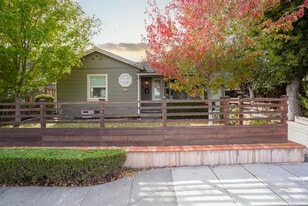 Building Photo - 610 Topaz St