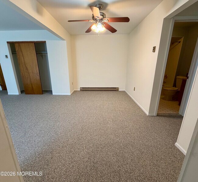 Building Photo - 65 Whitefield Ave