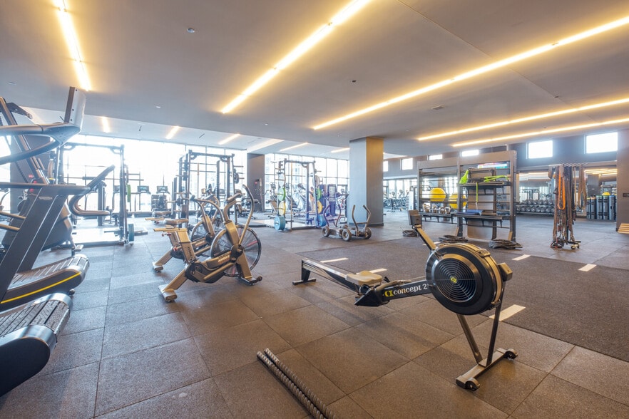 Building Photo - 1232 S Indiana Ave