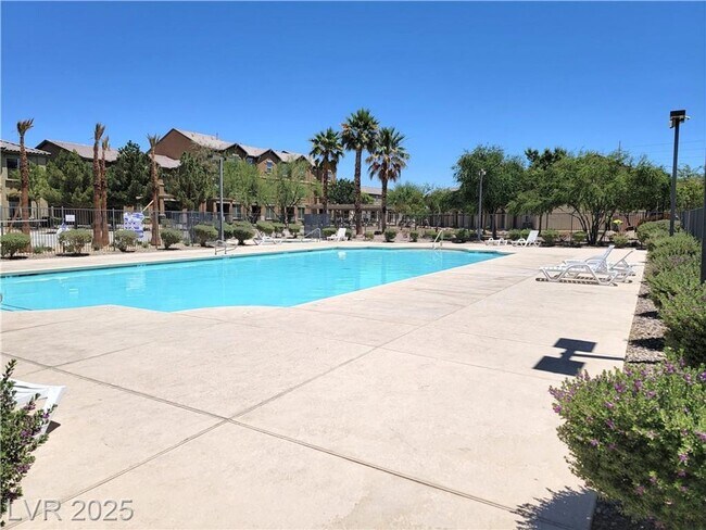 Building Photo - LOCATED JUST MINUTES FROM NELLIS AFB IN GU...