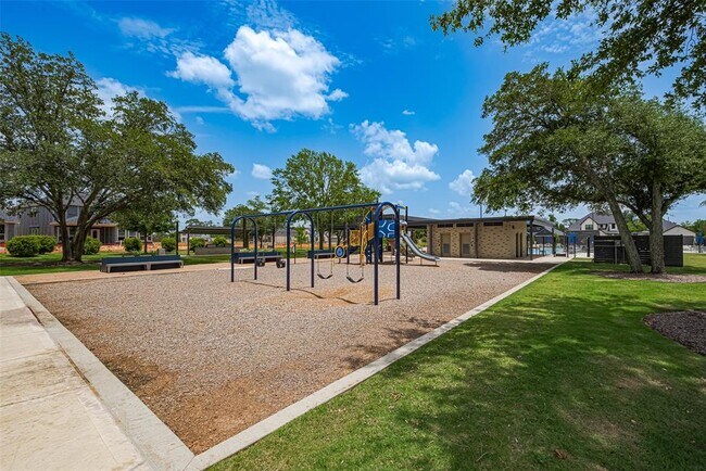 Building Photo - 20914 Cianna Crescent Trl