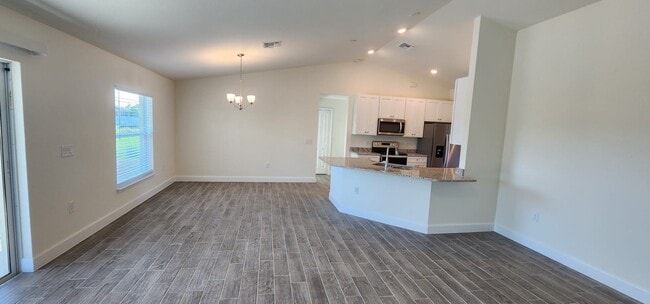 Building Photo - 2513 43rd St SW