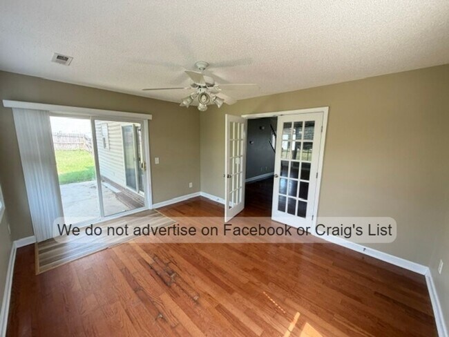 Building Photo - 226 Leggett Dr