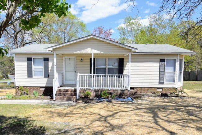 Primary Photo - 17 Jefferson Ln
