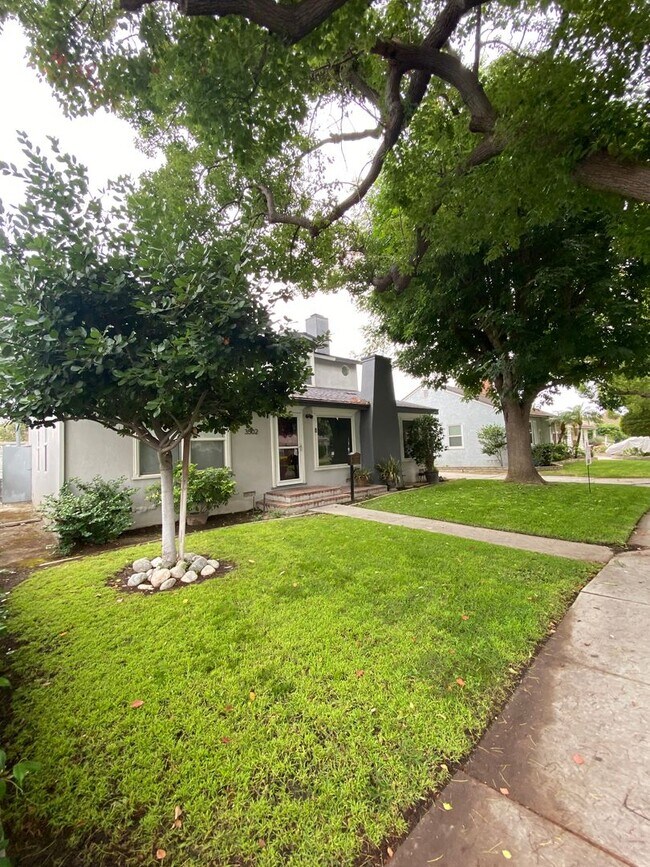Primary Photo - Long Beach: 4 bedroom 3 bath with Spacious...