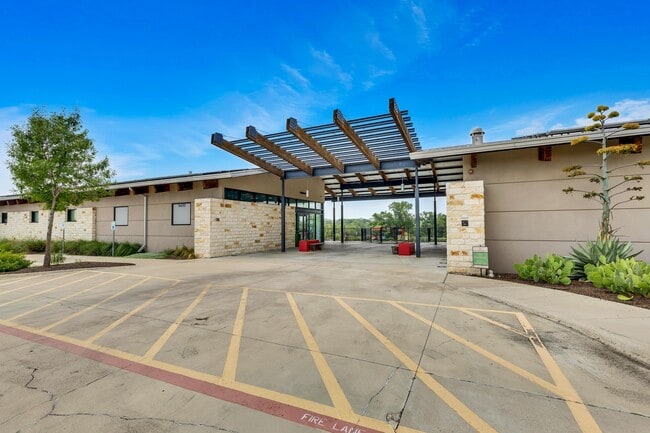 Building Photo - 16412 Enamorado Rd