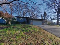 Building Photo - 6300 74th Ave N