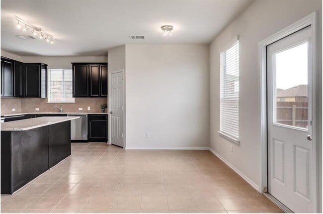 Building Photo - 169 Marcheeta Way