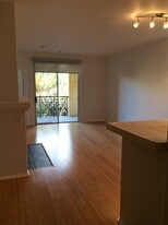 Building Photo - 13075 Pacific Promenade