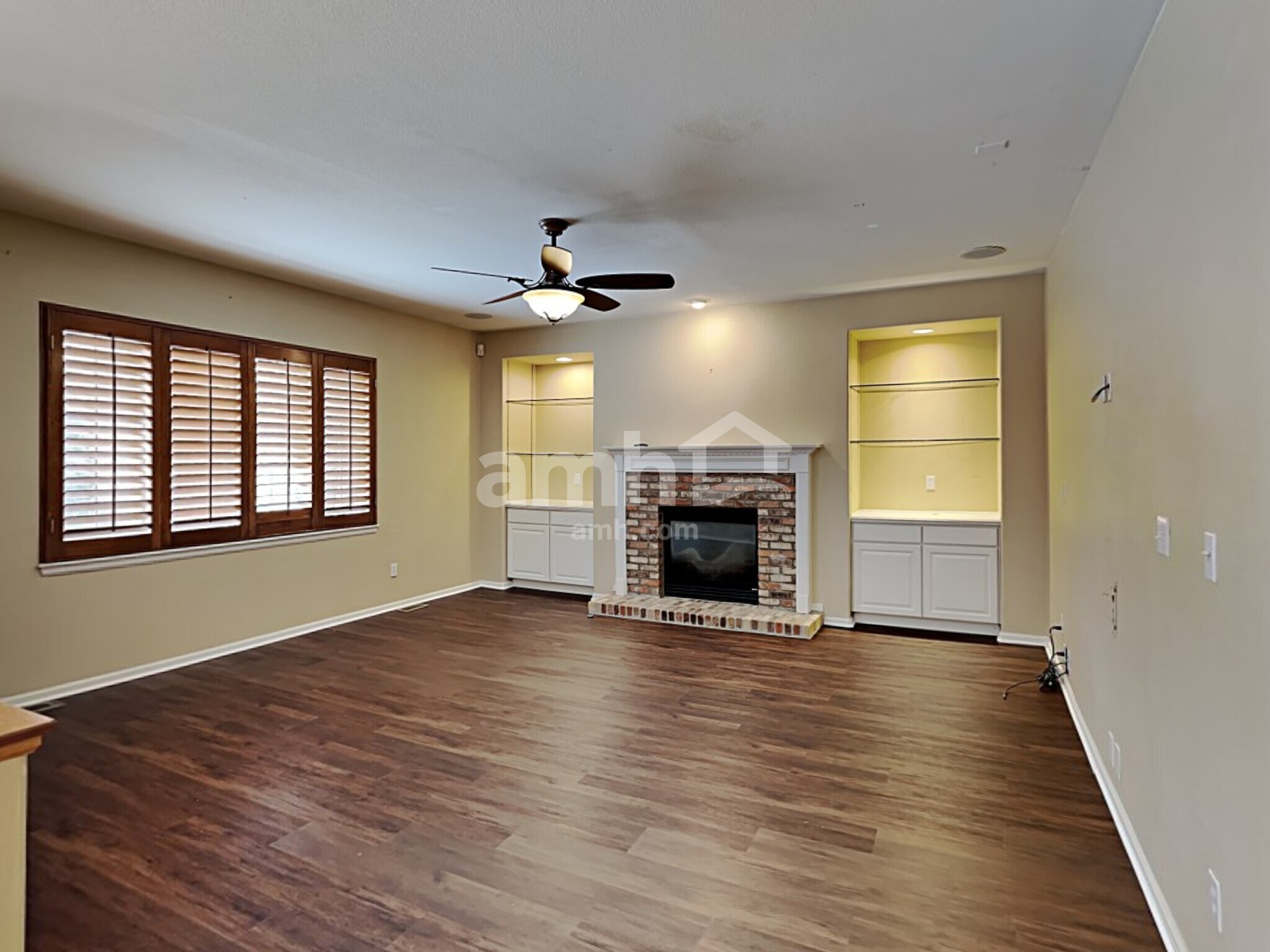 Building Photo - 23559 E Arkansas Pl