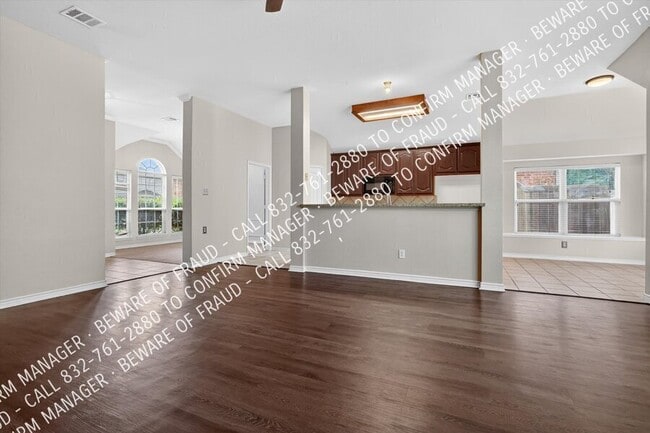 Building Photo - 12079 Kingsville Dr